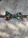 Noeud papillon fleurs rouges