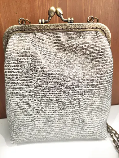 Sac cuir façon écailles